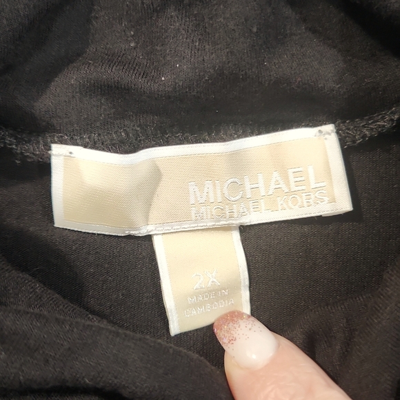 Michael Kors Short Sleeve Turtleneck - Picture 2 of 4